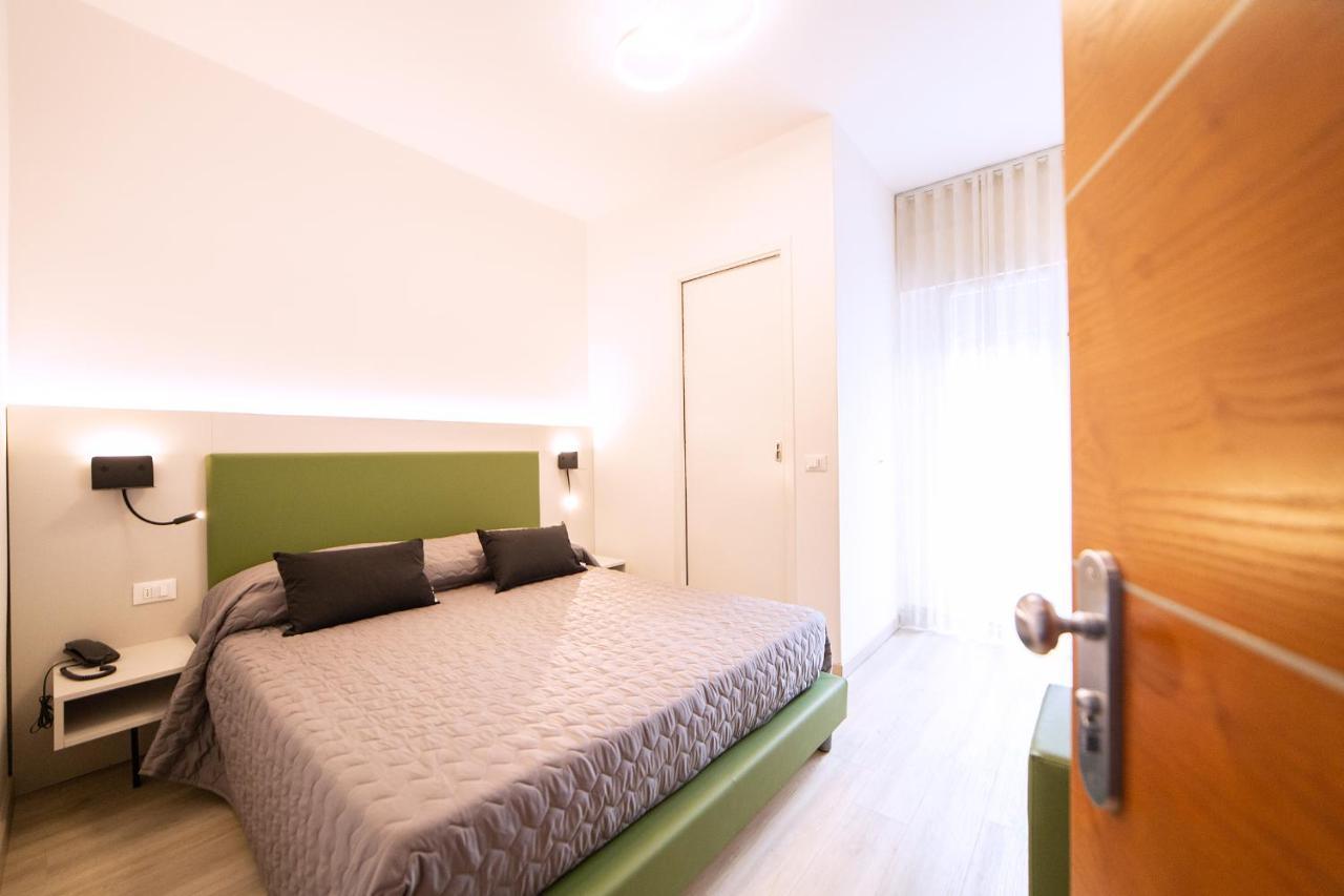 Hotel All'Orologio 3 Stelle Superior Caorle Dış mekan fotoğraf