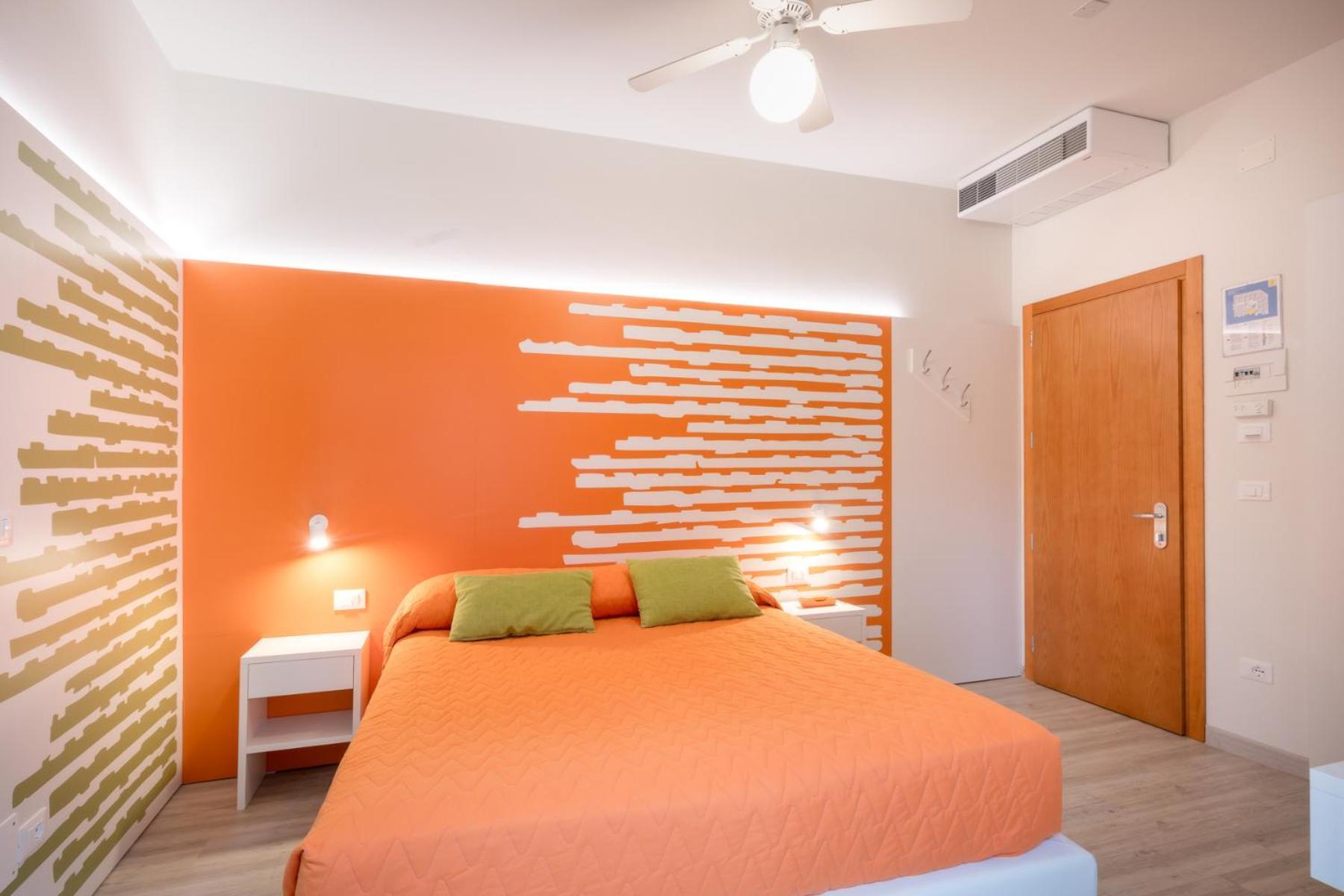 Hotel All'Orologio 3 Stelle Superior Caorle Dış mekan fotoğraf