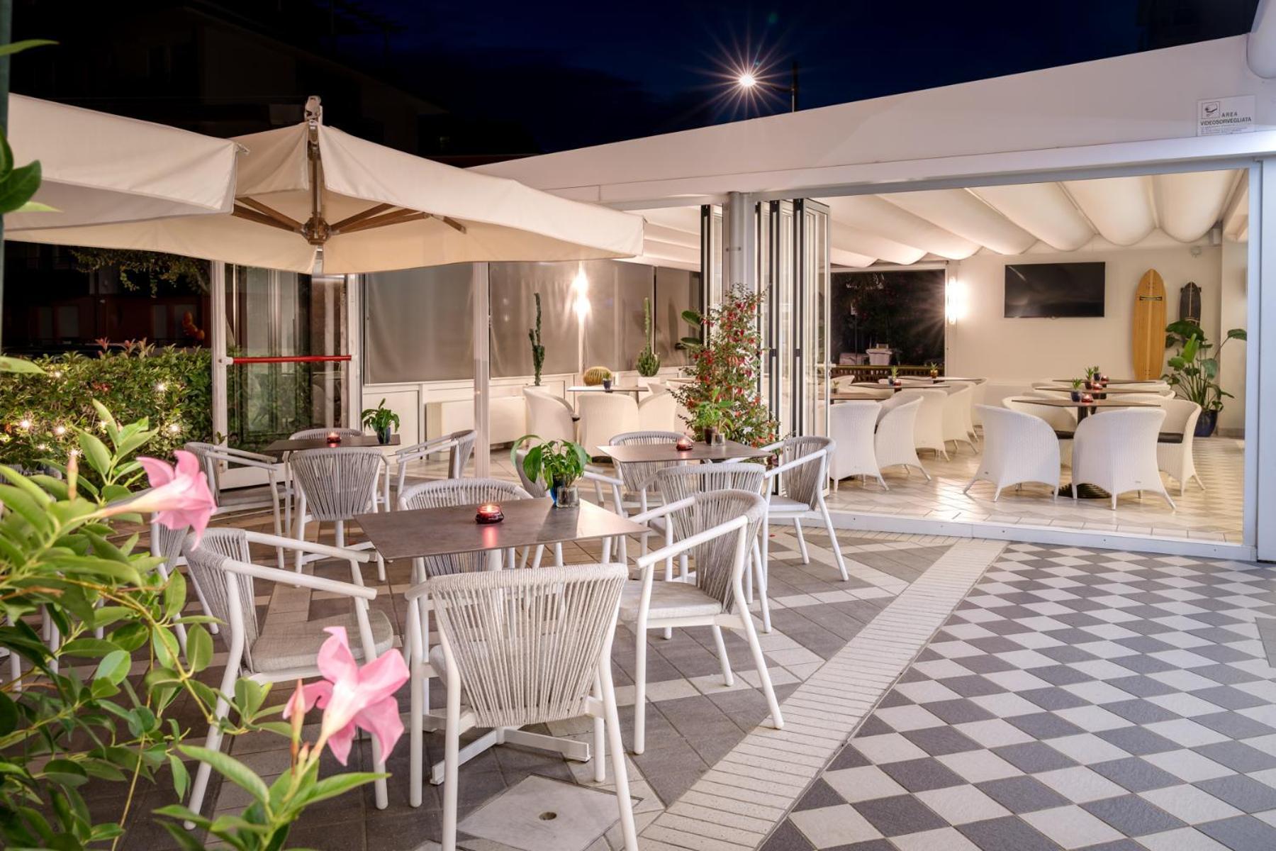 Hotel All'Orologio 3 Stelle Superior Caorle Dış mekan fotoğraf